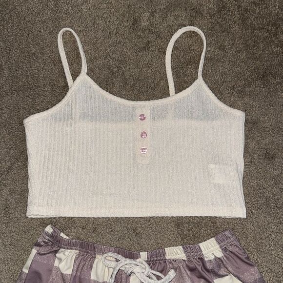 Button Detail Cami Top & Plaid Print Tie Shorts PJ Set Size Medium - Picture 3 of 5